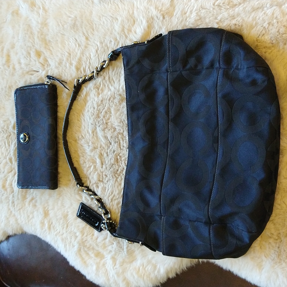 VGUC.  Two piece coach purse and wallet set black on black.